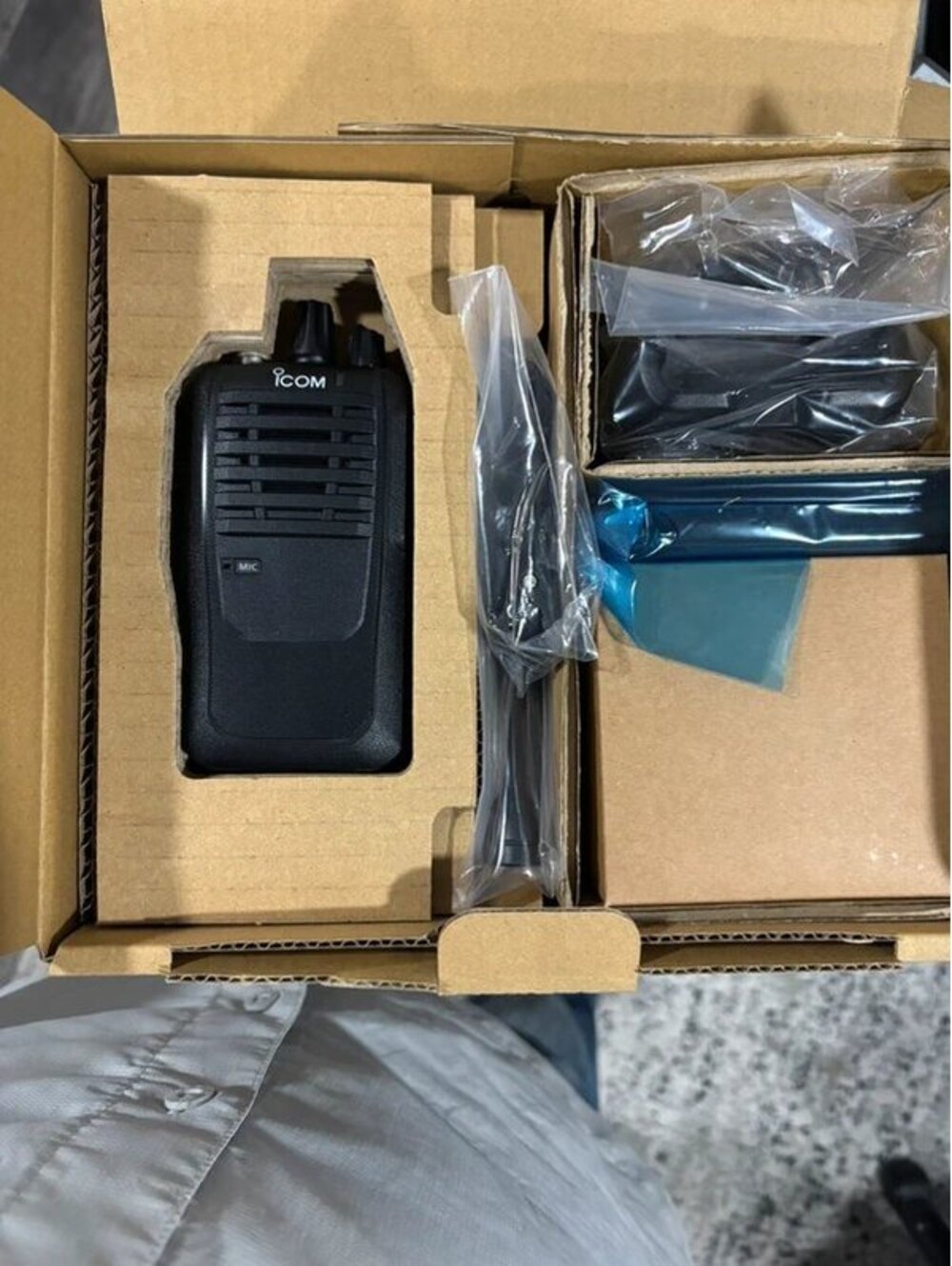 2 New Icom IC-F4001 UHF Two-Way Radios + BC-193 Rapid Charger